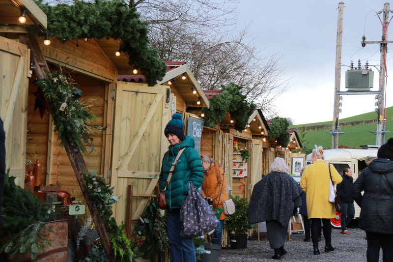 Timber walk-in market chalet for gifts and crafts