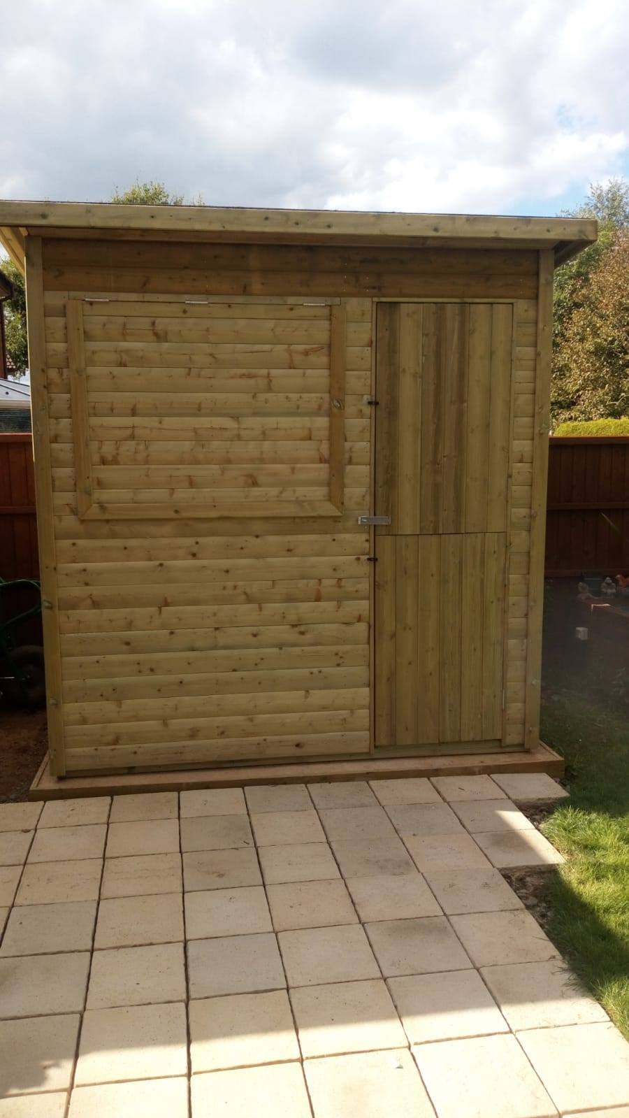 8ft x 6ft timber serving bar