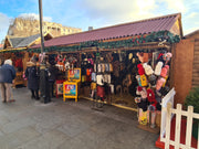 Timber market chalet for food and drink service
