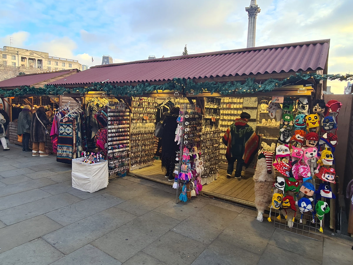 Large Edinburgh market chalet for events
