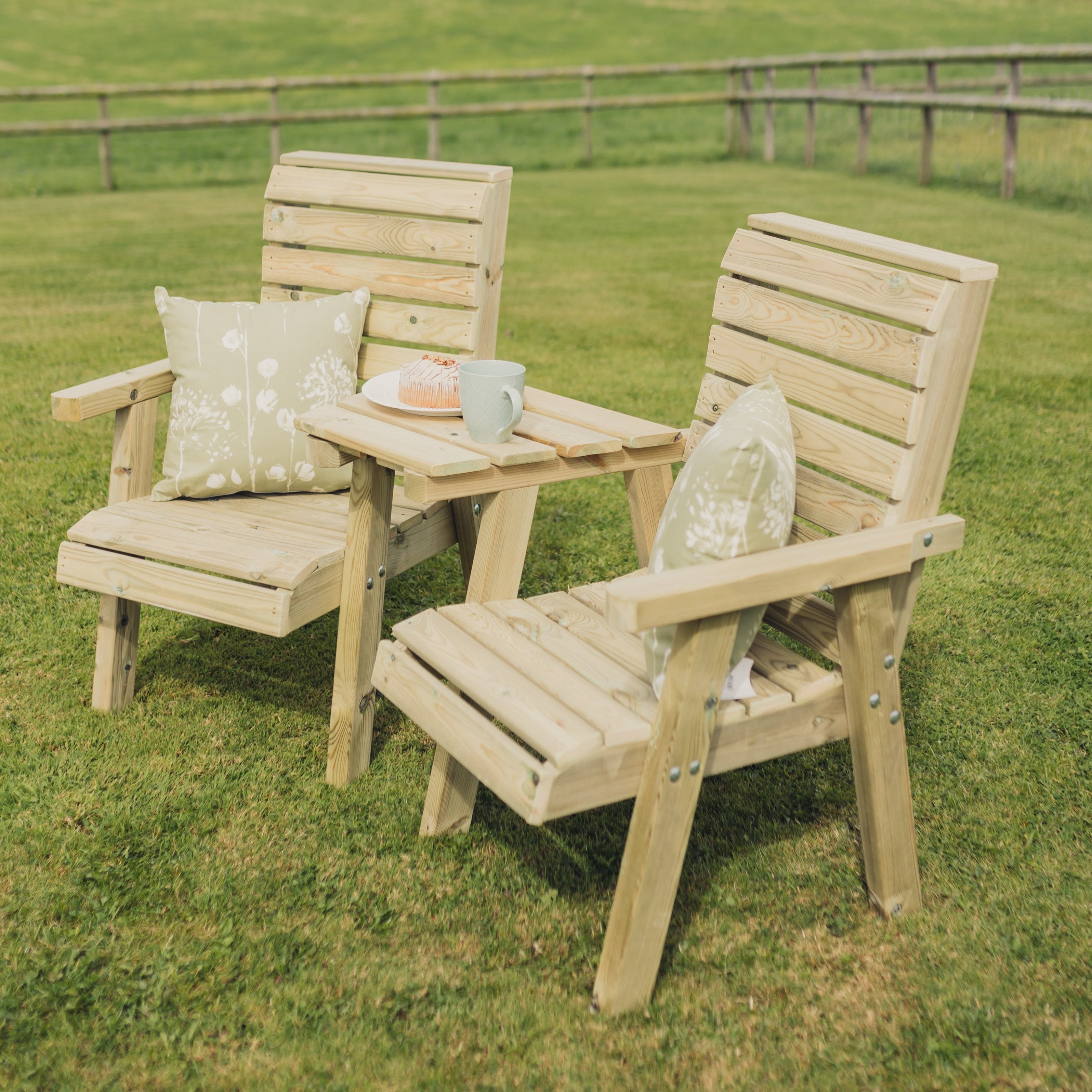 Clover Loveseats Angled – Churnet Valley Garden Furniture