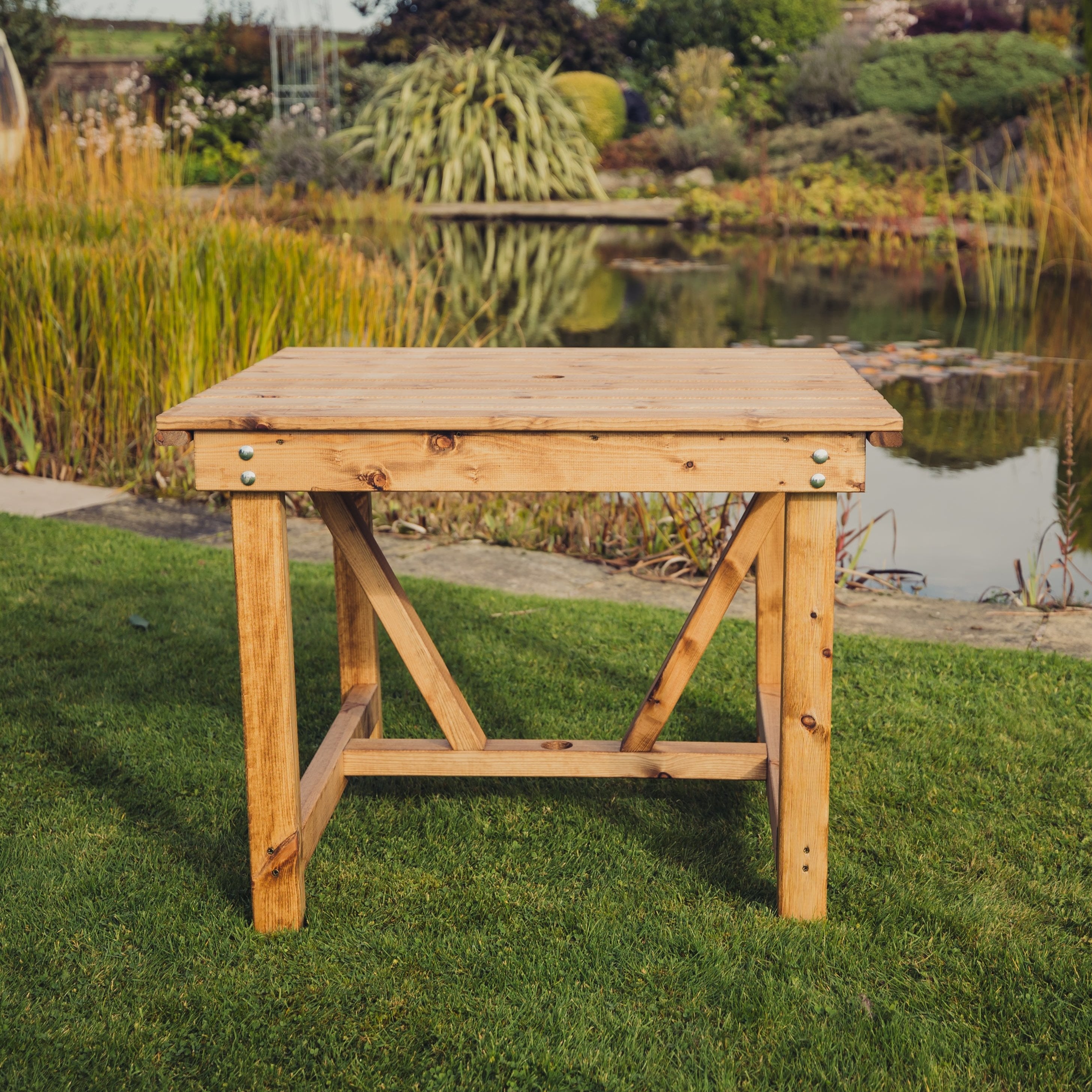 Valley 99cm Table – Churnet Valley Garden Furniture