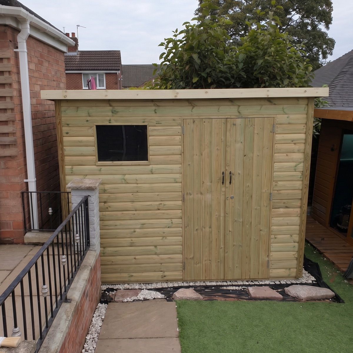 10x6 heavy-duty pent shed with double doors right and one window