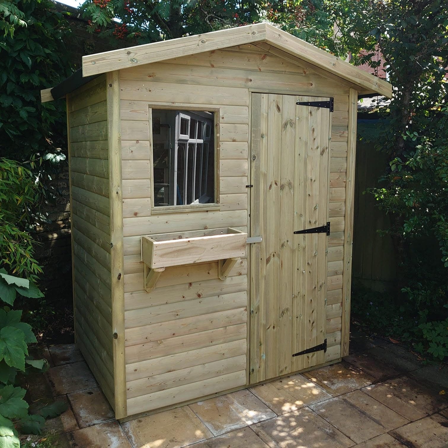 APEX GARDEN SHED 8x6 - FRONT WINDOW – Churnet Valley Garden Furniture