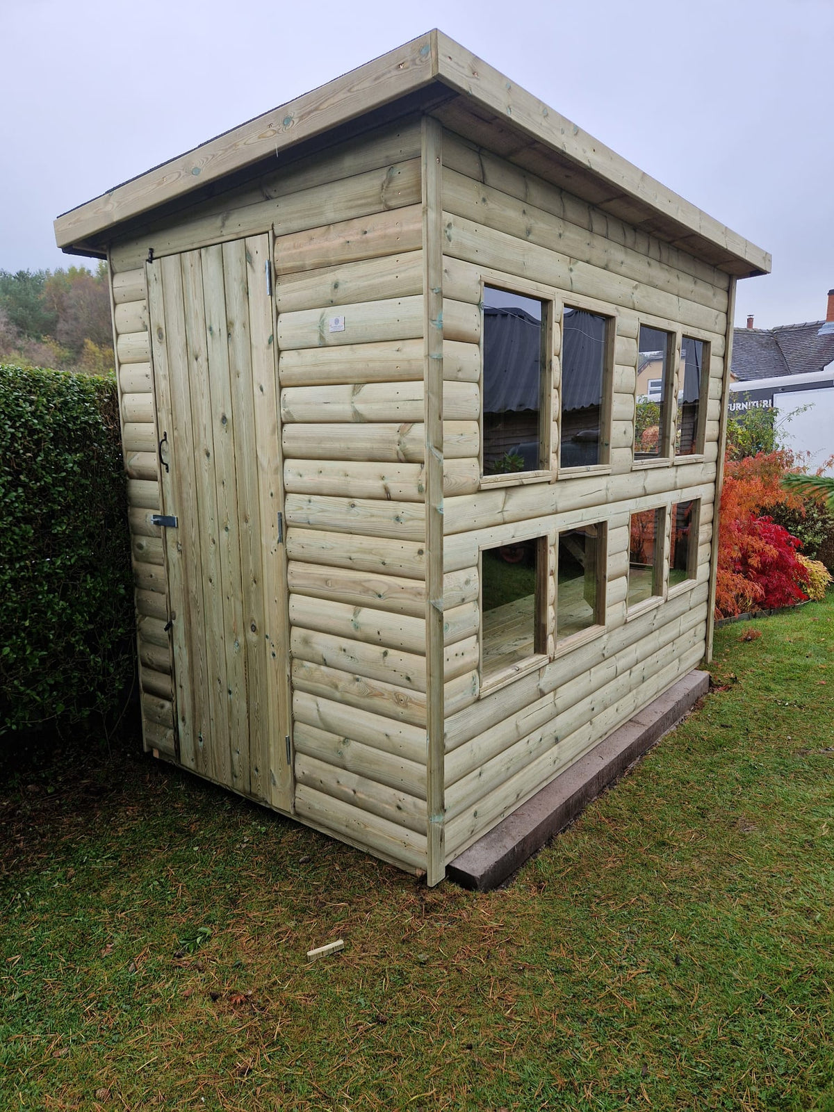 Cheadle potting shed with right hand door and front window